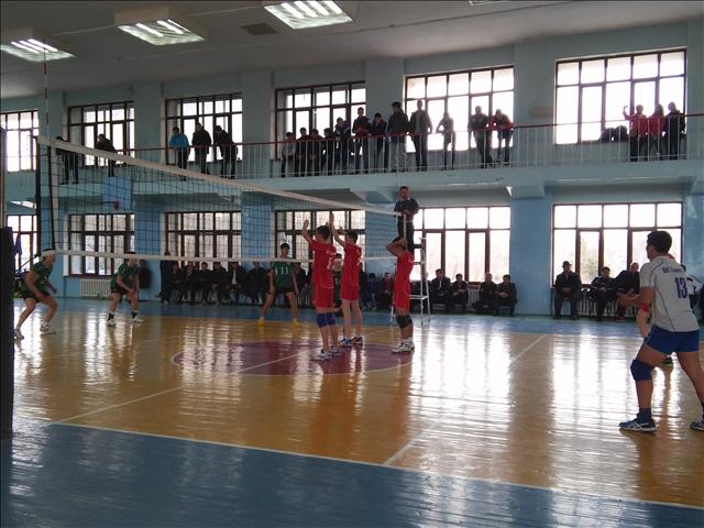 Павлодардың волейболшылары кездесу соңына дейін тараз басын тең ұстап тұруға тырысты