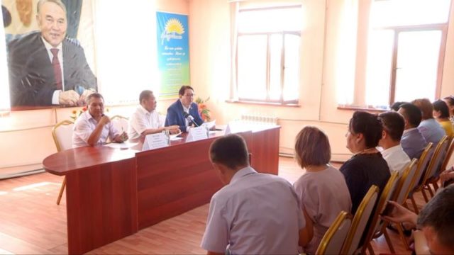 Оңтүстікте парламент мәжілісі қоғамдық қабылдау өткізді