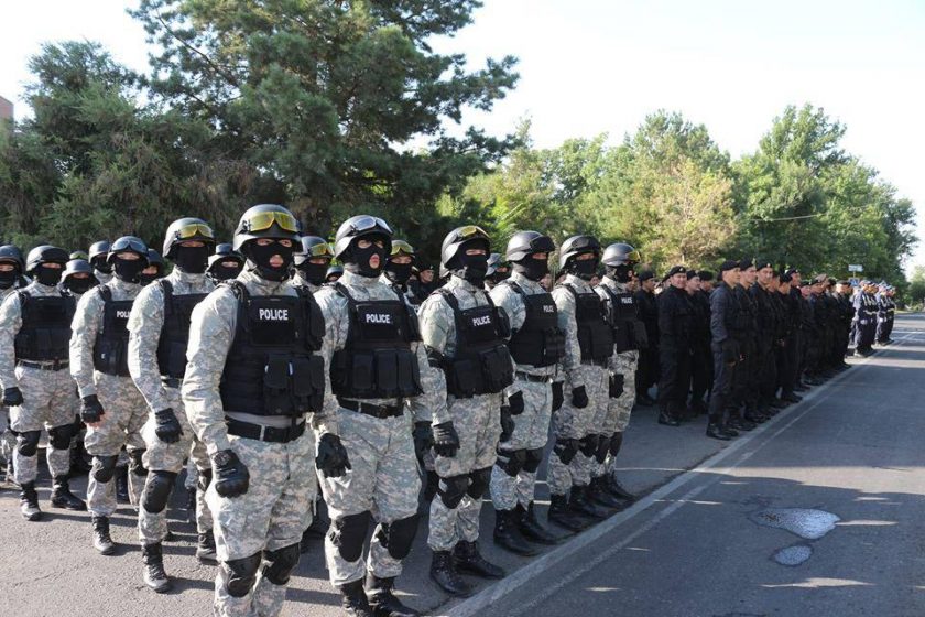 Полиция күнінде Оңтүстіктің 1500 тәртіп сақшысы марапатталды